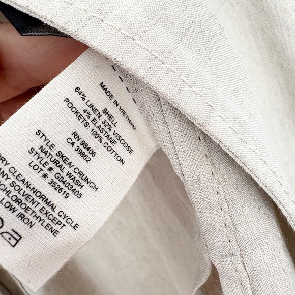 Theory skea crunch linen vest & short set - Picture 7 of 12